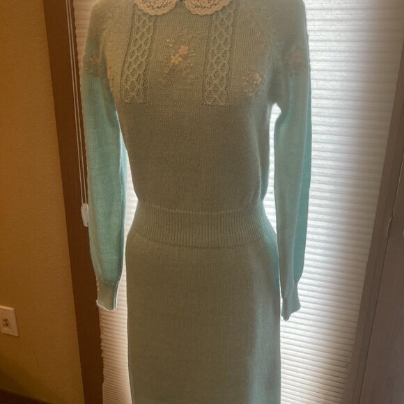 Vintage Sweater Dress by Plain Jane for Espirit, Hand-embroidered detail Sz S/XS - Picture 4 of 11